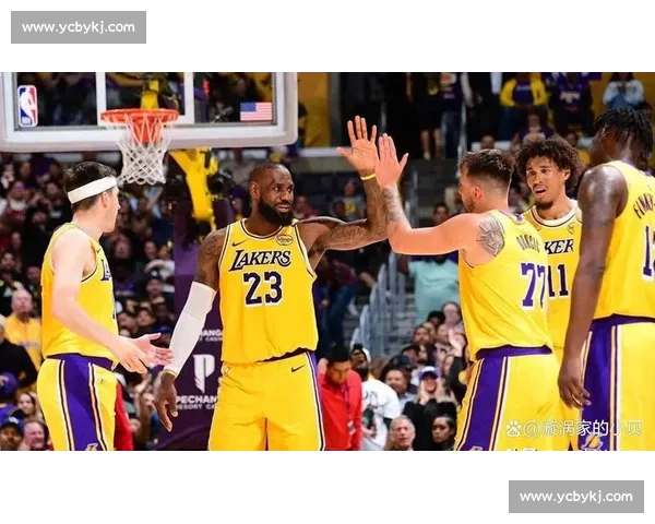 湖人太阳季后赛巅峰对决老将经验与青春火力正面碰撞争夺西部荣耀走向
